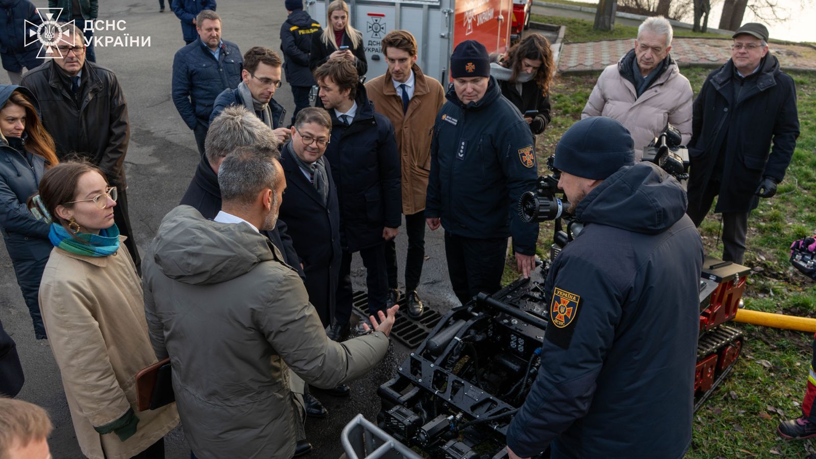 Shark Robotics - In Ukraine, Shark Robotics, Ukrainian firefighters (SESU) and French authorities celebrate the deployment of 40 Colossus robots  to strengthen the country’s resilience against drone attacks